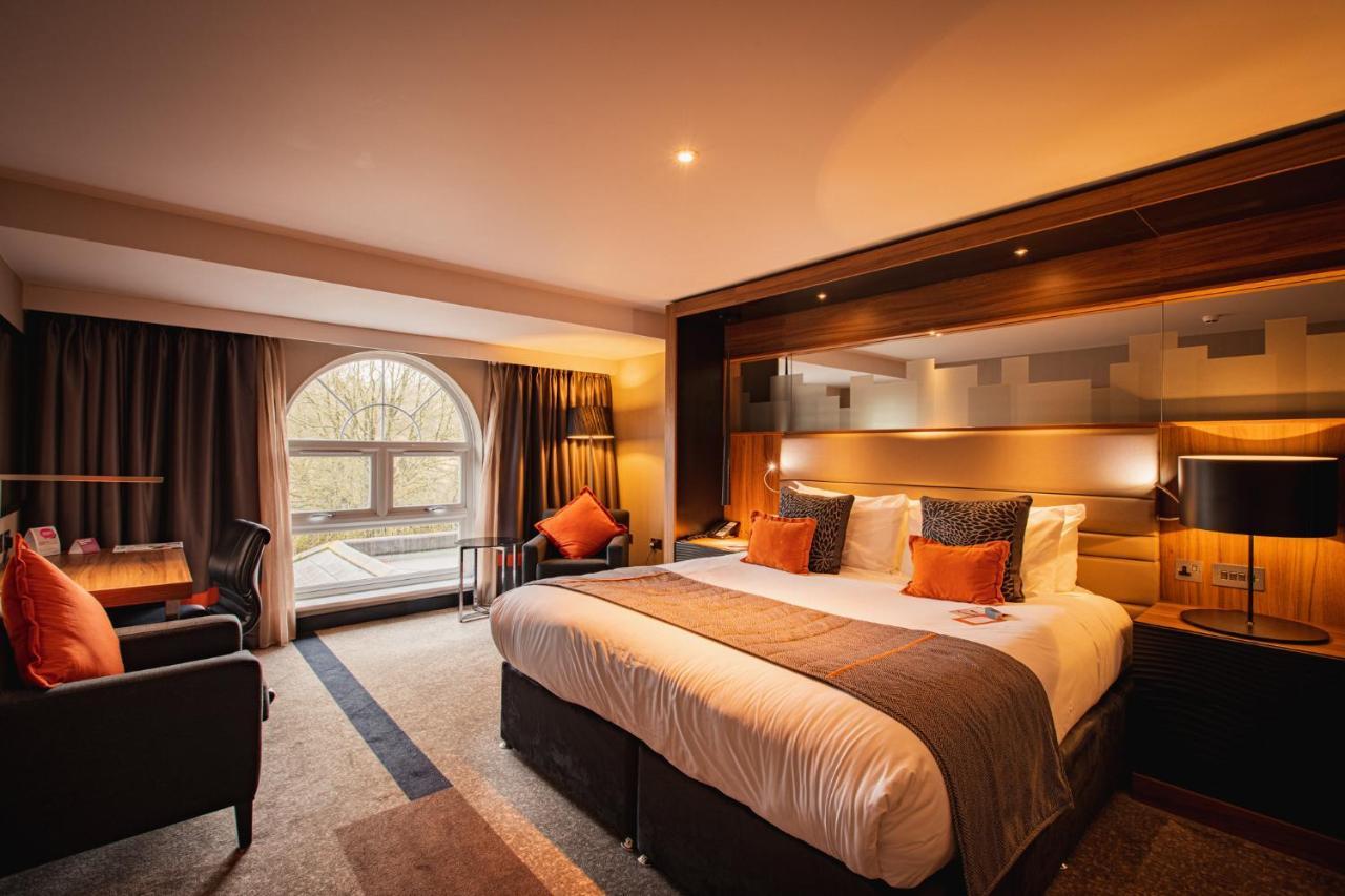 Crowne Plaza Gerrards Cross By Ihg Hotell Beaconsfield Exteriör bild