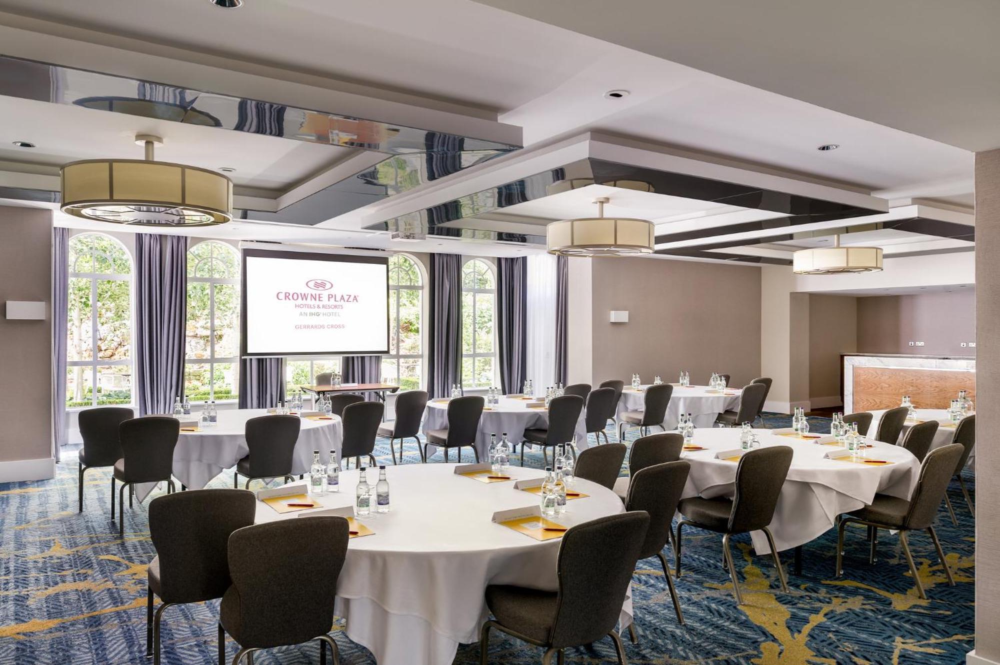 Crowne Plaza Gerrards Cross By Ihg Hotell Beaconsfield Exteriör bild