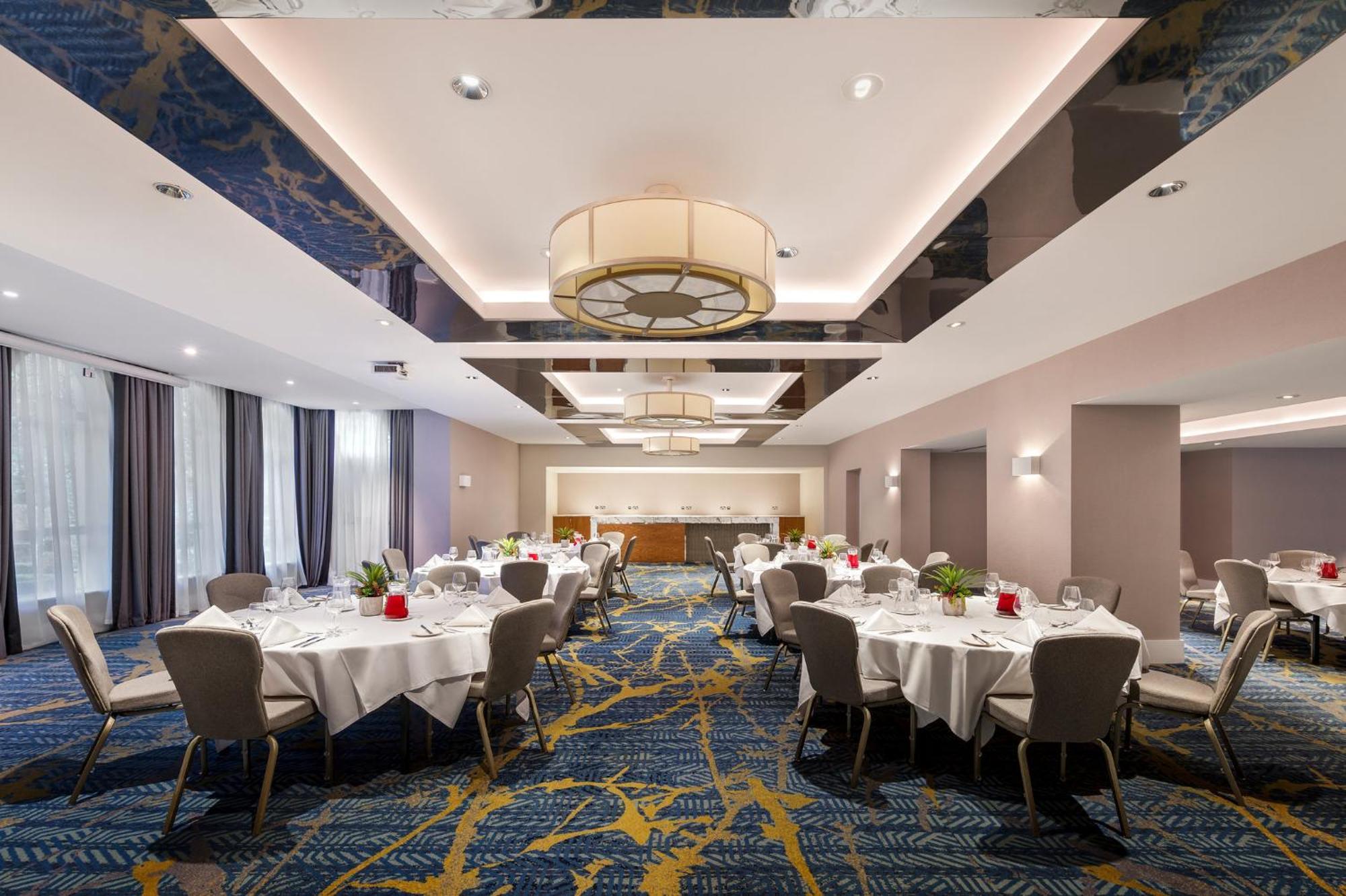Crowne Plaza Gerrards Cross By Ihg Hotell Beaconsfield Exteriör bild